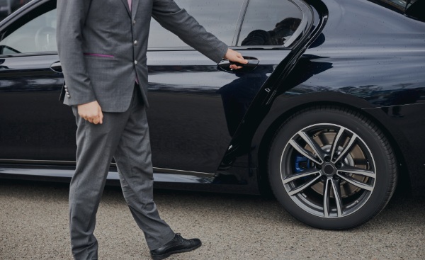 Location Chauffeur et Services VTC